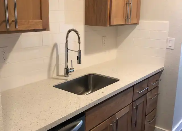 Property at 1609 SE Taggart St Unit 1609-3, Portland, OR, 97202, 1 bed, 1 bath, [object Object]