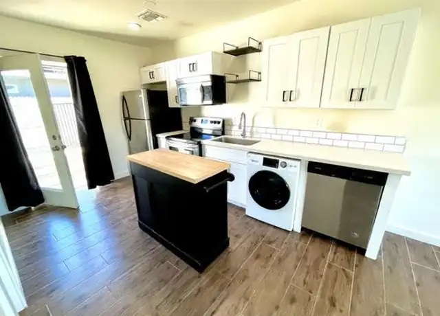 Property at 1402 E McKinley St Unit A, Phoenix, AZ, 85006, 2 beds, 1 bath, [object Object]