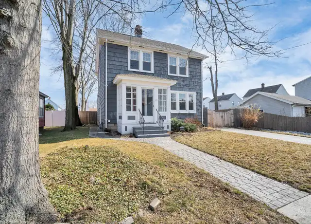 Property at 19 Martin St, West Haven, CT, 06516, 4 beds, 1.5 baths, [object Object]