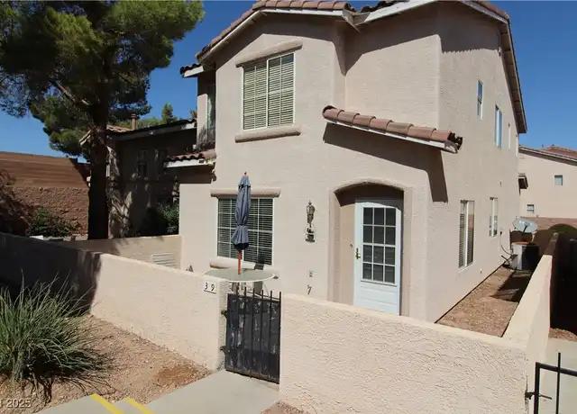 Property at 39 Belle Springs Ave, Las Vegas, NV, 89123, 2 beds, 2.5 baths, [object Object]