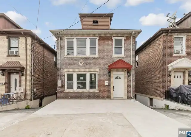 Property at 709 Grand Ave Unit 2nd Floor, North Bergen, NJ, 07047, 3 beds, 2 baths, [object Object]