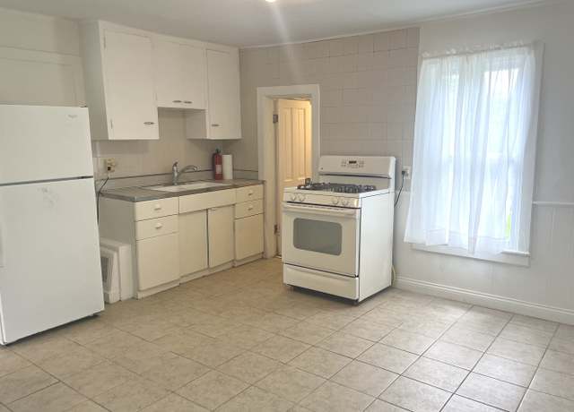 Photo of 105 N Jefferson St #3, Batavia, IL 60510