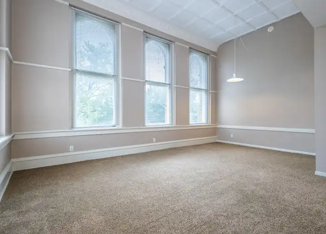 Property at 415 N 41st Ave Unit 201, Omaha, NE, 68131, 1 bed, 1 bath, [object Object]