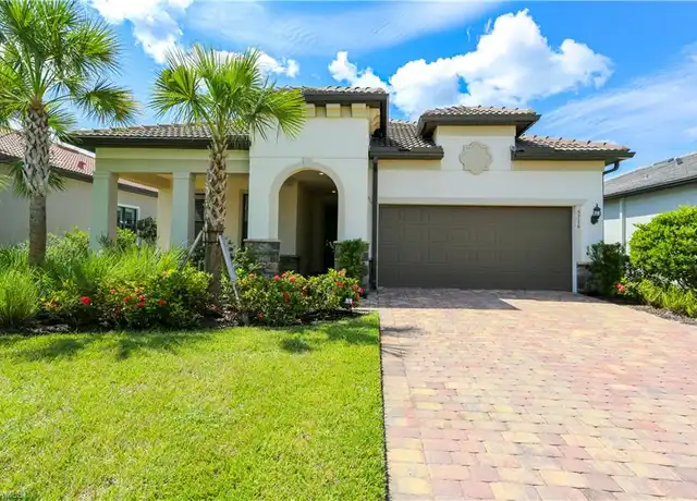 Property at 9716 Everglades Dr, Naples, FL, 34120, 3 beds, 2 baths, [object Object]