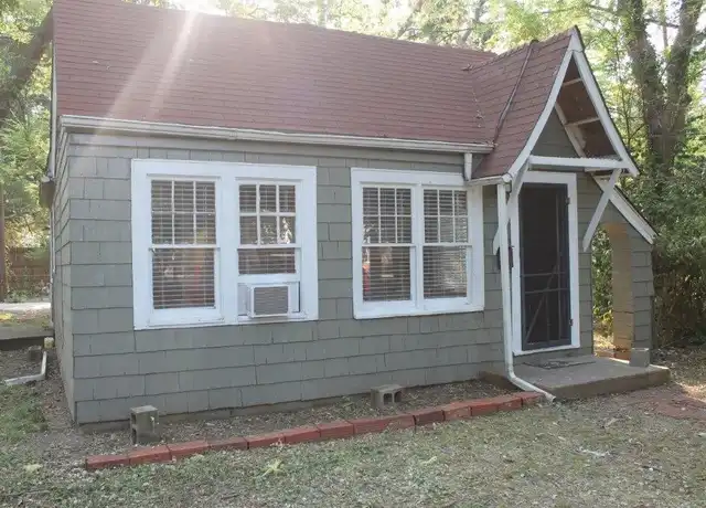 Property at 927 S Flood Ave, Norman, OK, 73069, 1 bed, 1 bath, [object Object]