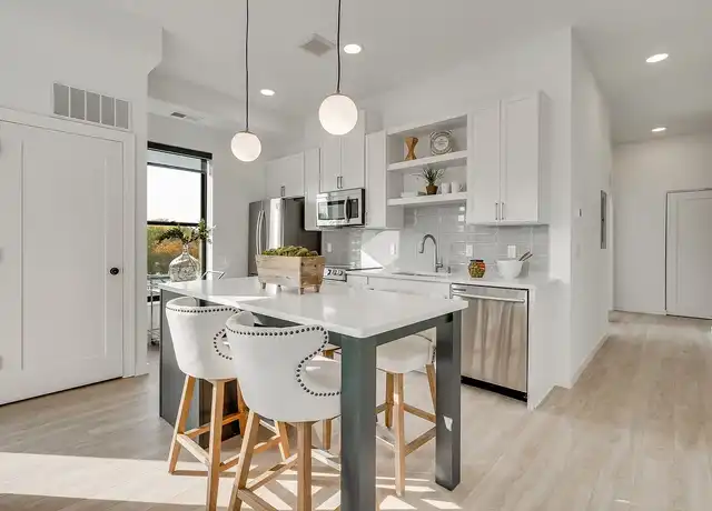 Property at Linden Flats in Linden Hills - 4418 Beard Ave S, Minneapolis, MN, 55410, 1-2 bed, 1 bath, [object Object]