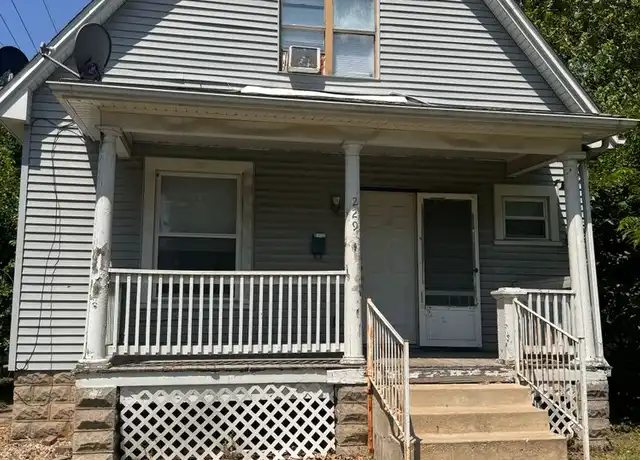 Property at 229 S Paul St, Springfield, IL, 62703, 3 beds, 2 baths, [object Object]