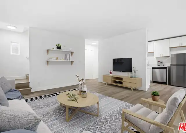 Property at 517 N Francisca Ave Unit 2, Redondo Beach, CA, 90277, 2 beds, 1.5 baths, [object Object]