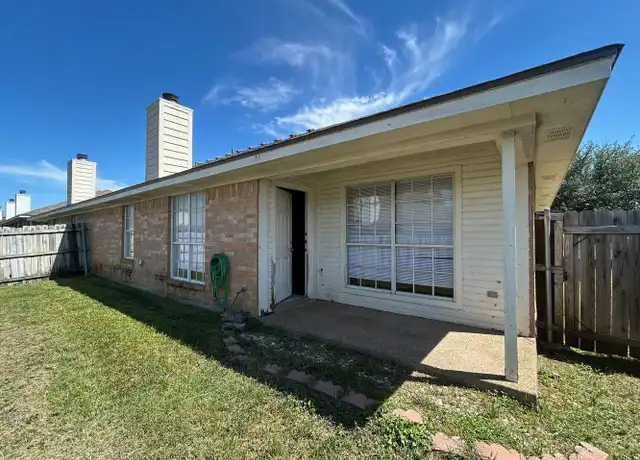 Property at 10100 Valencia Dr Unit A, Waco, TX, 76708, 3 beds, 2 baths, [object Object]