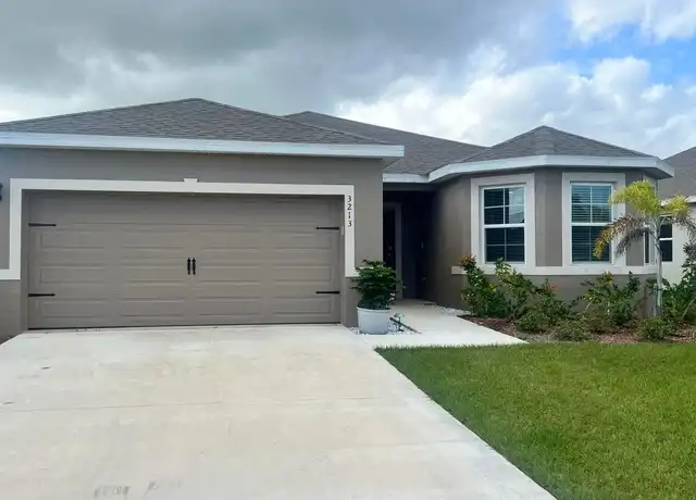 Property at 3213 Trinity Cir, Fort Pierce, FL, 34945, 3 beds, 2 baths, [object Object]