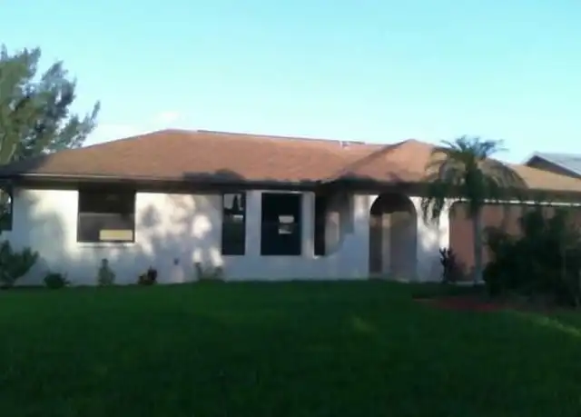 Property at 1510 SE 11th Pl, Cape Coral, FL, 33990, 3 beds, 2 baths, [object Object]