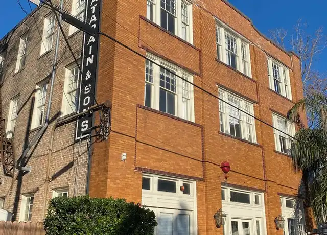 Property at 920 Valmont St Ste 304, New Orleans, LA, 70115, 1 bed, 1 bath, [object Object]