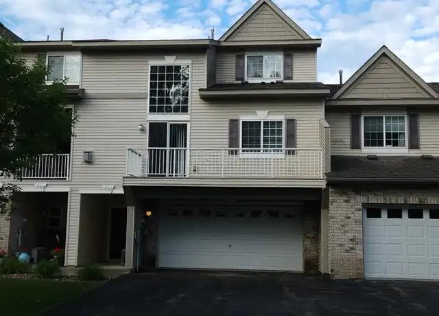 Property at 18302 Kerrville Trl, Lakeville, MN, 55044, 2 beds, 2 baths, [object Object]