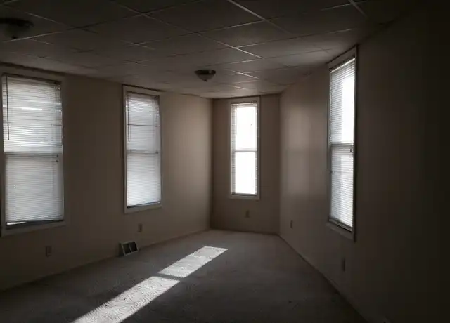 Property at 46 Morgantown St, Uniontown, PA, 15401, 2 beds, 1 bath, [object Object]
