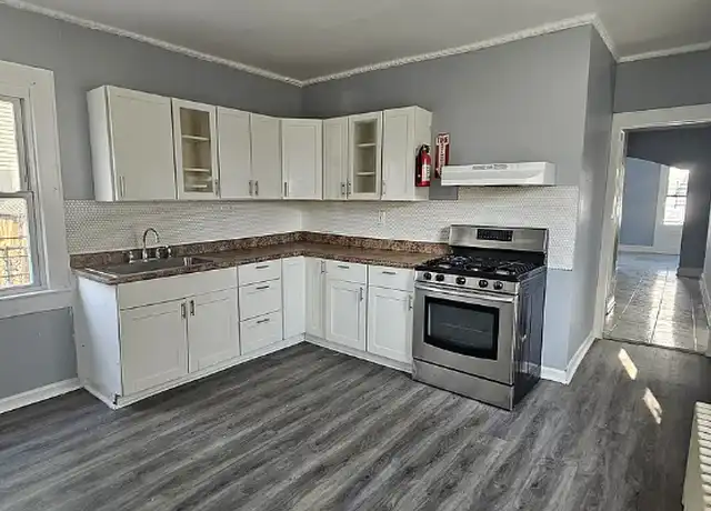 Property at 74 Chestnut St Unit 1, Paterson, NJ, 07501, 3 beds, 1 bath, [object Object]