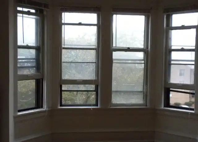Property at 2518 N Farwell Ave Unit 2518 06, Milwaukee, WI, 53211, 3 beds, 1.5 baths, [object Object]