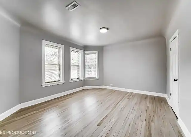 Property at 8524 S Oglesby Ave, Chicago, IL, 60617, 0 beds, 1 bath, [object Object]
