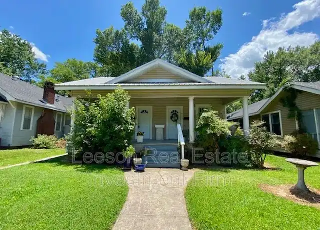 Property at 823 Linden St, Shreveport, LA, 71104, 1 bed, 1 bath, [object Object]