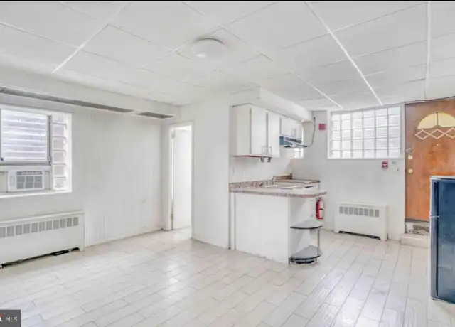 Property at 3342 Chippendale Ave, Philadelphia, PA, 19136, 0 beds, 1 bath, [object Object]