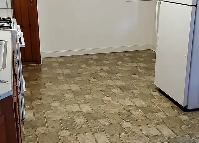 Property at 28 Abbott St Unit 1R, Binghamton, NY, 13904, 1 bed, 1 bath, [object Object]