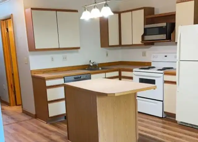 Property at 319 8th St, Belgrade, MT, 59714, 2 beds, 1 bath, [object Object]