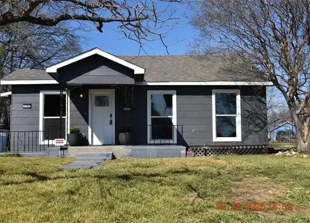 Property at 5704 Fletcher Ave, Fort Worth, TX, 76107, 4 beds, 2 baths, [object Object]