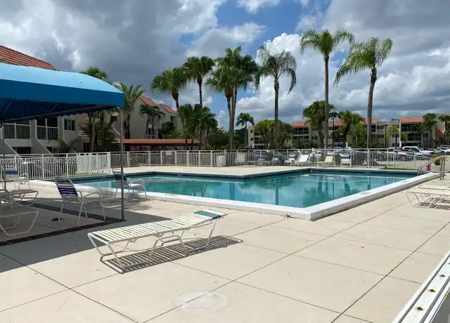Property at 100 Lakeview Dr #316, Weston, FL, 33326, 2 beds, 2 baths, [object Object]
