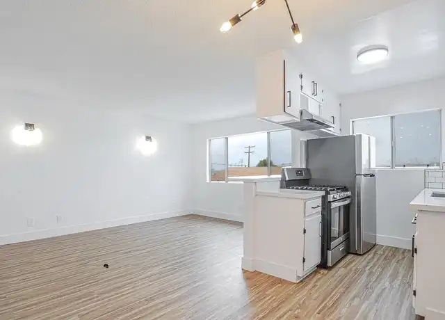 Property at 230 N Grand Ave Unit 14, San Pedro, CA, 90731, 1 bed, 1 bath, [object Object]