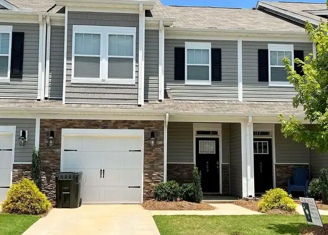 Property at 423 Yellow Fox Rd, Greer, SC, 29650, 3 beds, 2.5 baths, [object Object]