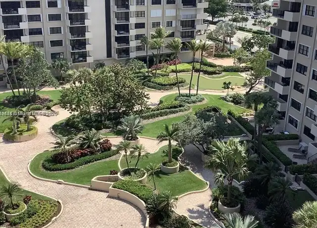 Property at 5100 N Ocean Blvd #404, Lauderdale by the Sea, FL, 33308, 2 beds, 2 baths, [object Object]