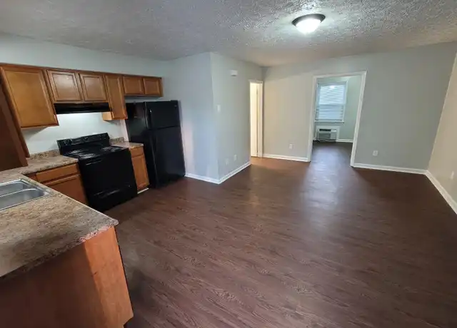 Property at 106 Rice Ct Unit 10, Richmond, KY, 40475, 1 bed, 1 bath, [object Object]