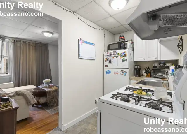 Property at 218 Middlesex Ave Unit 2, Medford, MA, 02155, 1 bed, 1 bath, [object Object]