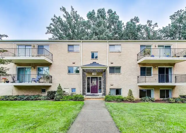 Property at 10613 Montrose Ave, Bethesda, MD, 20814, 2 beds, 2 baths, [object Object]