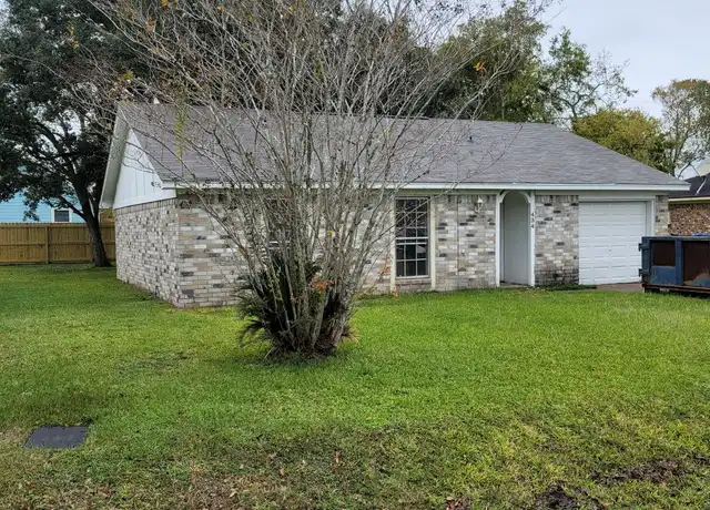 Property at 434 Long St, West Columbia, TX, 77486, 3 beds, 1 bath, [object Object]