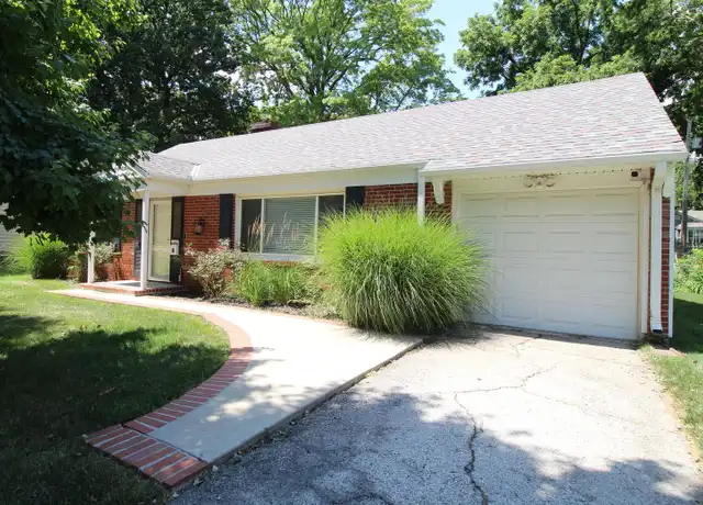 Property at 2206 Somerset Dr, Prairie Village, KS, 66206, 2 beds, 1 bath, [object Object]