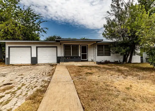Property at 832 W Merriweather St, New Braunfels, TX, 78130, 3 beds, 1.5 baths, [object Object]