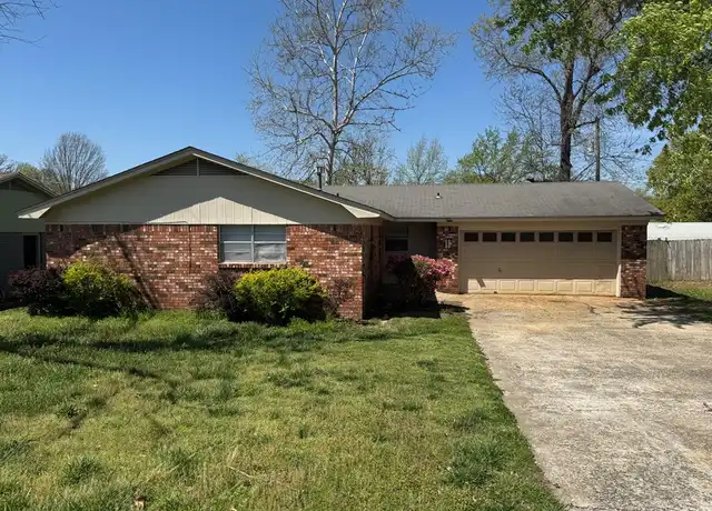 Property at 328 Rodric Cir, Siloam Springs, AR, 72761, 3 beds, 2 baths, [object Object]