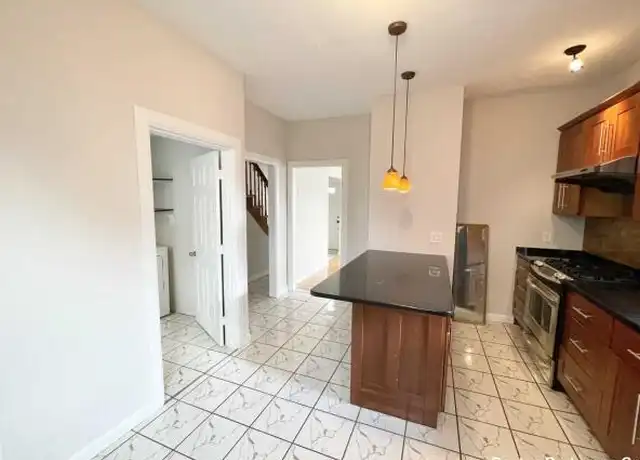 Property at 29 Leicester St, Brighton, MA, 02135, 5 beds, 2 baths, [object Object]