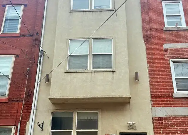 Property at 1842 N 17th St Unit 3, Philadelphia, PA, 19121, 3 beds, 2 baths, [object Object]