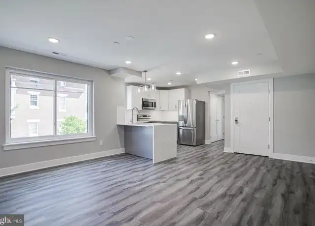 Property at 540 S 52nd St Unit 4, Philadelphia, PA, 19143, 2 beds, 2 baths, [object Object]