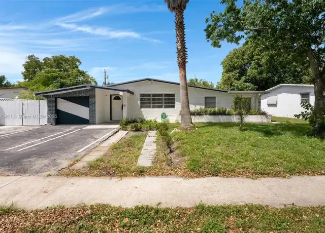 Property at 700 SW 67th Ave Unit A, Pembroke Pines, FL, 33023, 3 beds, 1 bath, [object Object]