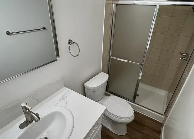 Photo of 4131 Deeboyar Ave, Lakewood, CA 90712