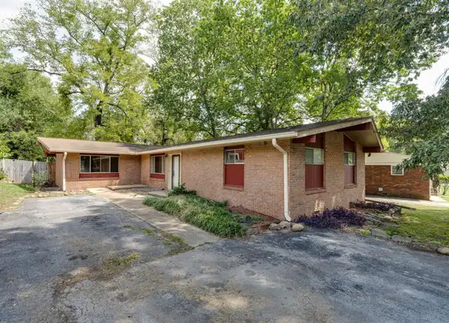 Property at 4363 Montview Dr, Chattanooga, TN, 37411, 4 beds, 3 baths, [object Object]