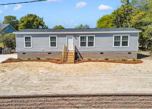 Property at 301 Barnes Dr, Emerald Isle, NC, 28594, 3 beds, 2 baths, [object Object]