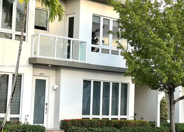 Property at 6421 NW 104th Path, Doral, FL, 33178, 3 beds, 3 baths, [object Object]