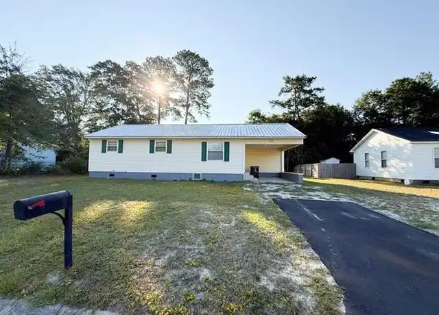 Property at 205 Waddell Dr, Fayetteville, NC, 28301, 3 beds, 1 bath, [object Object]