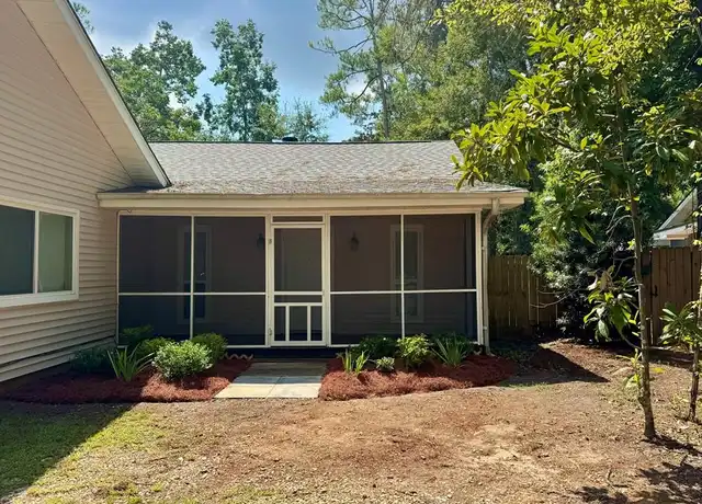 Property at 146 Beech St, Covington, LA, 70433, 3 beds, 2 baths, [object Object]