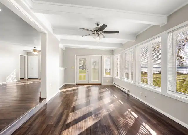 Property at 1001 Bay Shore Dr Unit 106, Oshkosh, WI, 54901, 3 beds, 2 baths, [object Object]