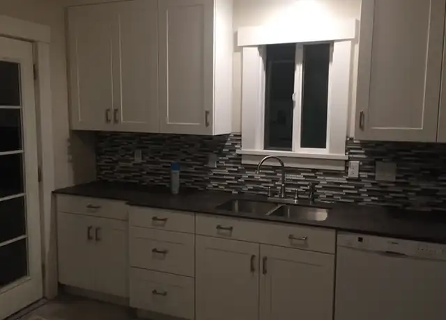 Property at 5518 8th Ave NE, Seattle, WA, 98105, 4 beds, 2 baths, [object Object]