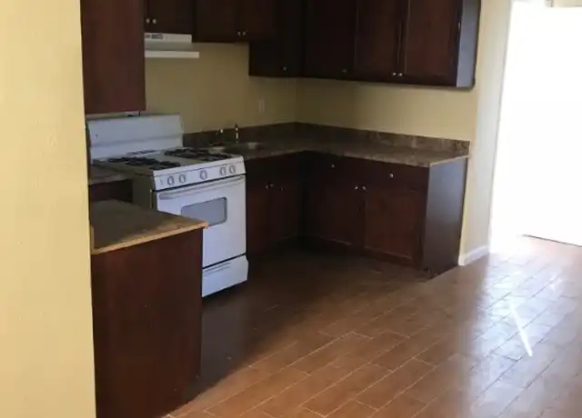 Property at 6505 S Vermont Ave, Los Angeles, CA, 90044, 2 beds, 1 bath, [object Object]